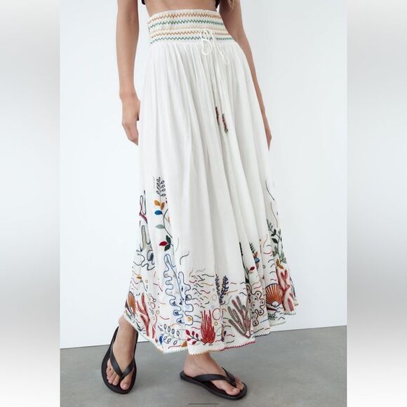 Zara embroidered skirt - Picture 4 of 11
